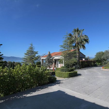 Nerotrivia Villa - Ocean Panorama And Lush Gardens Eksteriør billede